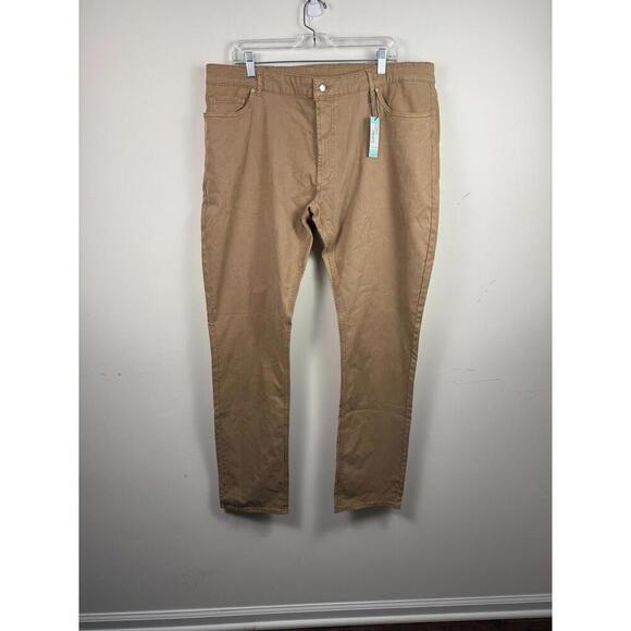 NWT* PETER MILLAR MENS 5 Pocket Performance Light Brown 40x35 - Picture 1 of 4